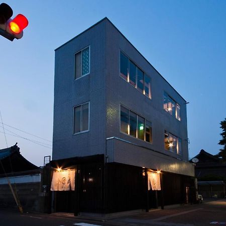 Hakata Gofukumachi Hostel Takataniya Фукуока Экстерьер фото